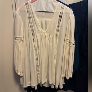 Free People white oversized flowy tunic